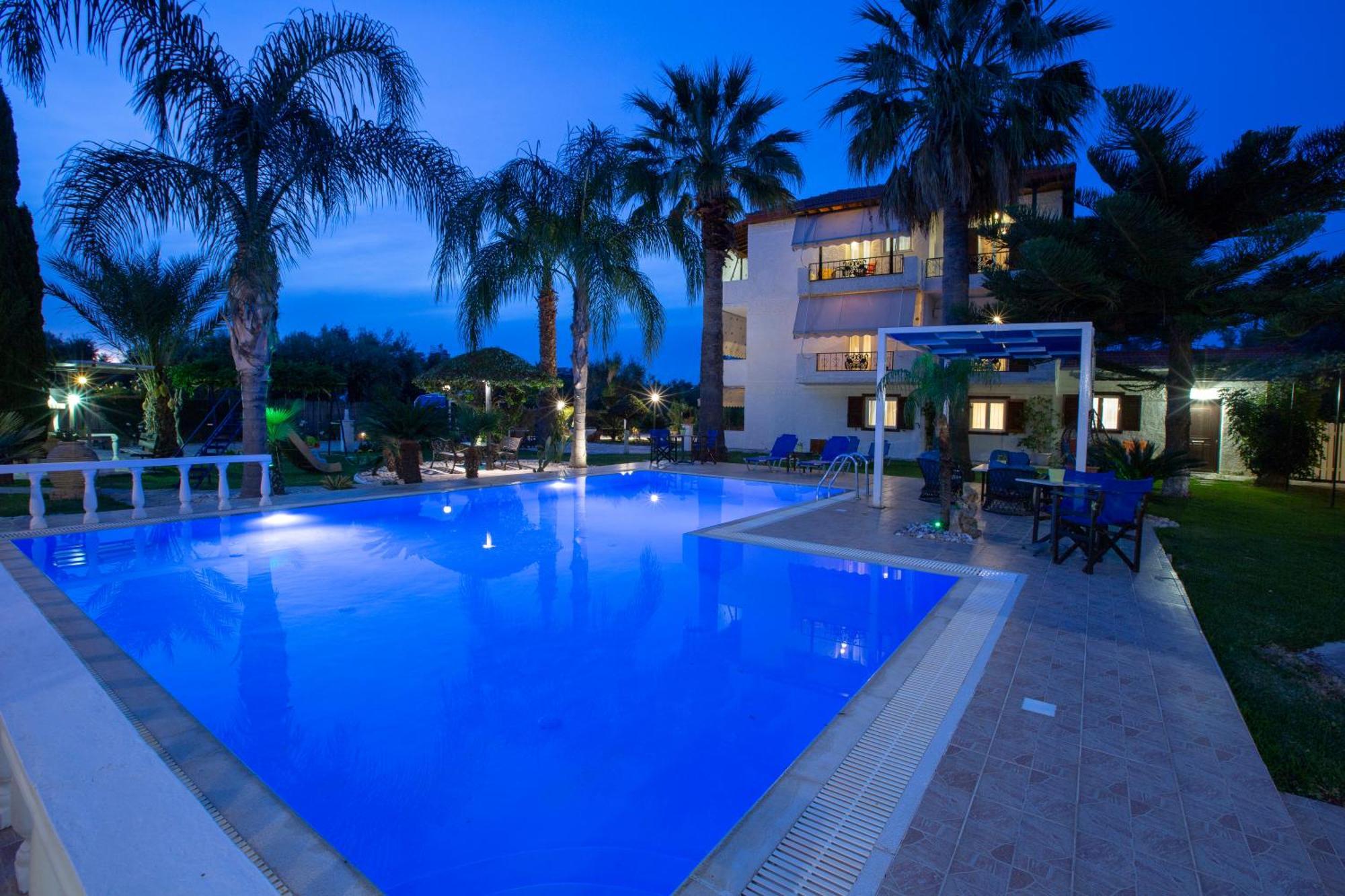 Villa Dimitris Apartments & Bungalows Frínion エクステリア 写真