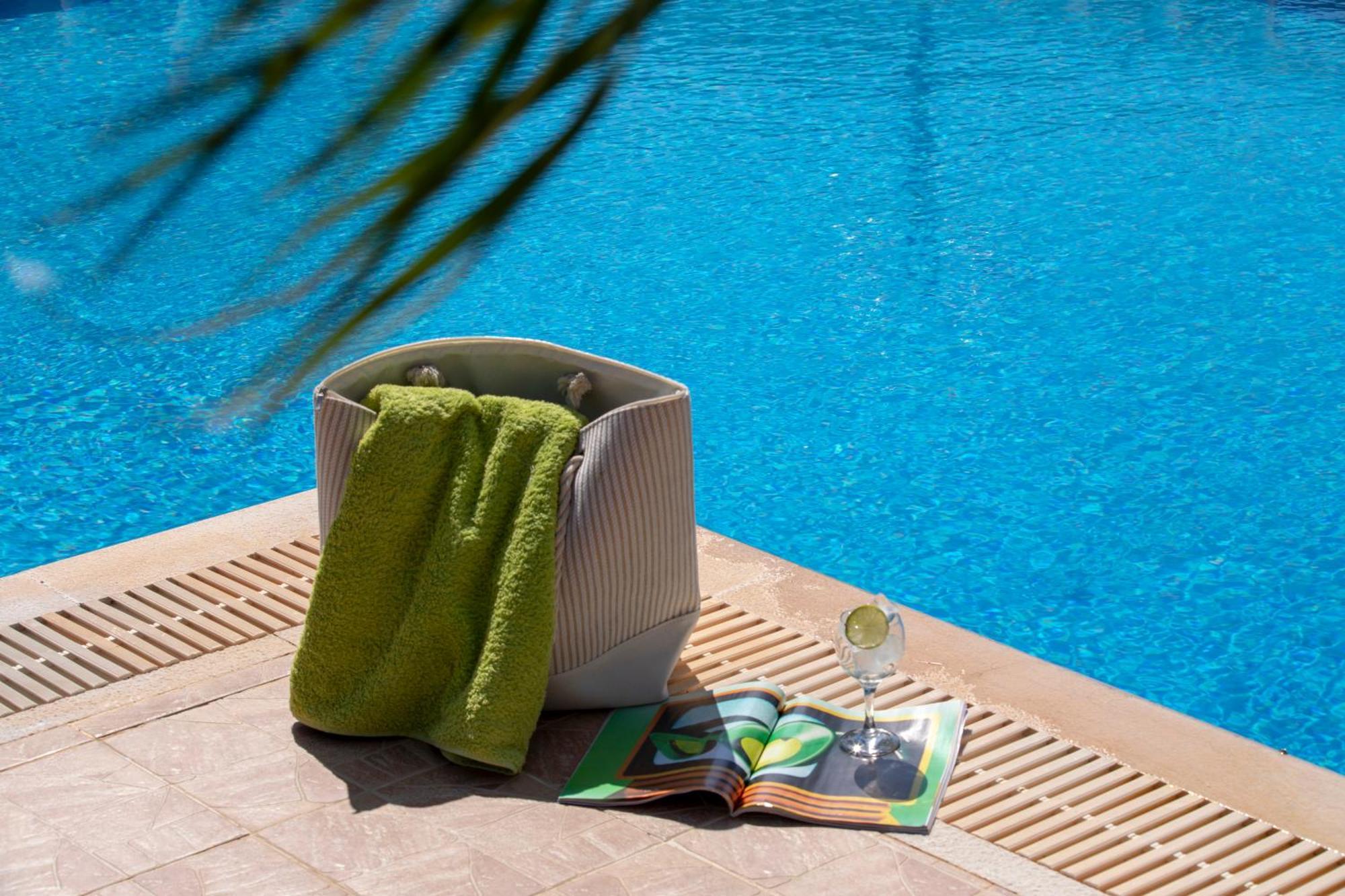 Villa Dimitris Apartments & Bungalows Frínion エクステリア 写真