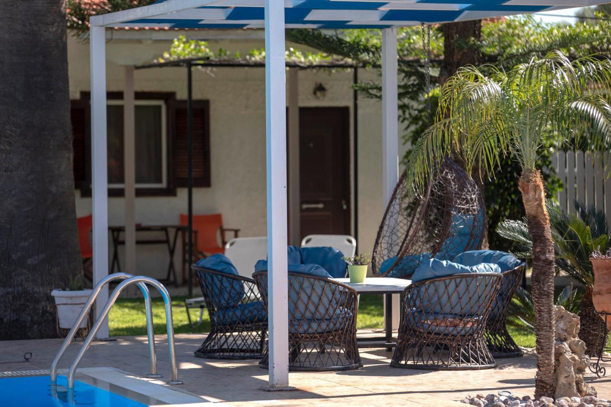 Villa Dimitris Apartments & Bungalows Frínion エクステリア 写真