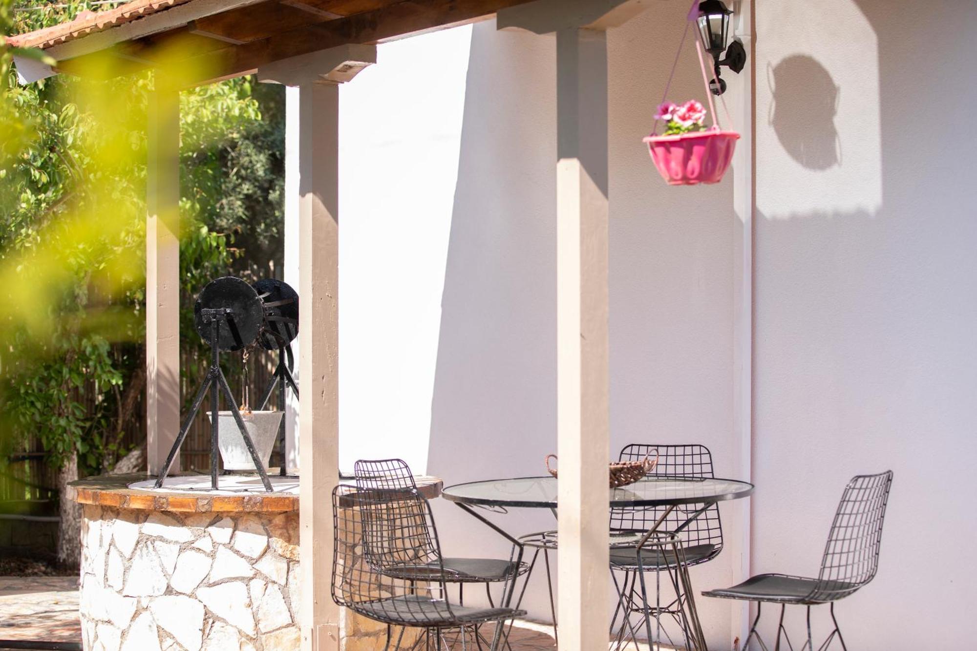 Villa Dimitris Apartments & Bungalows Frínion エクステリア 写真