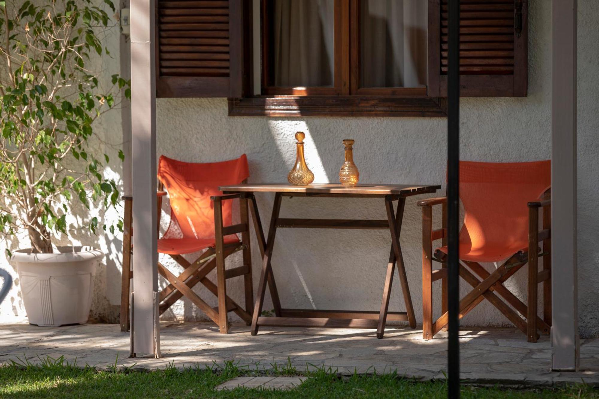 Villa Dimitris Apartments & Bungalows Frínion エクステリア 写真