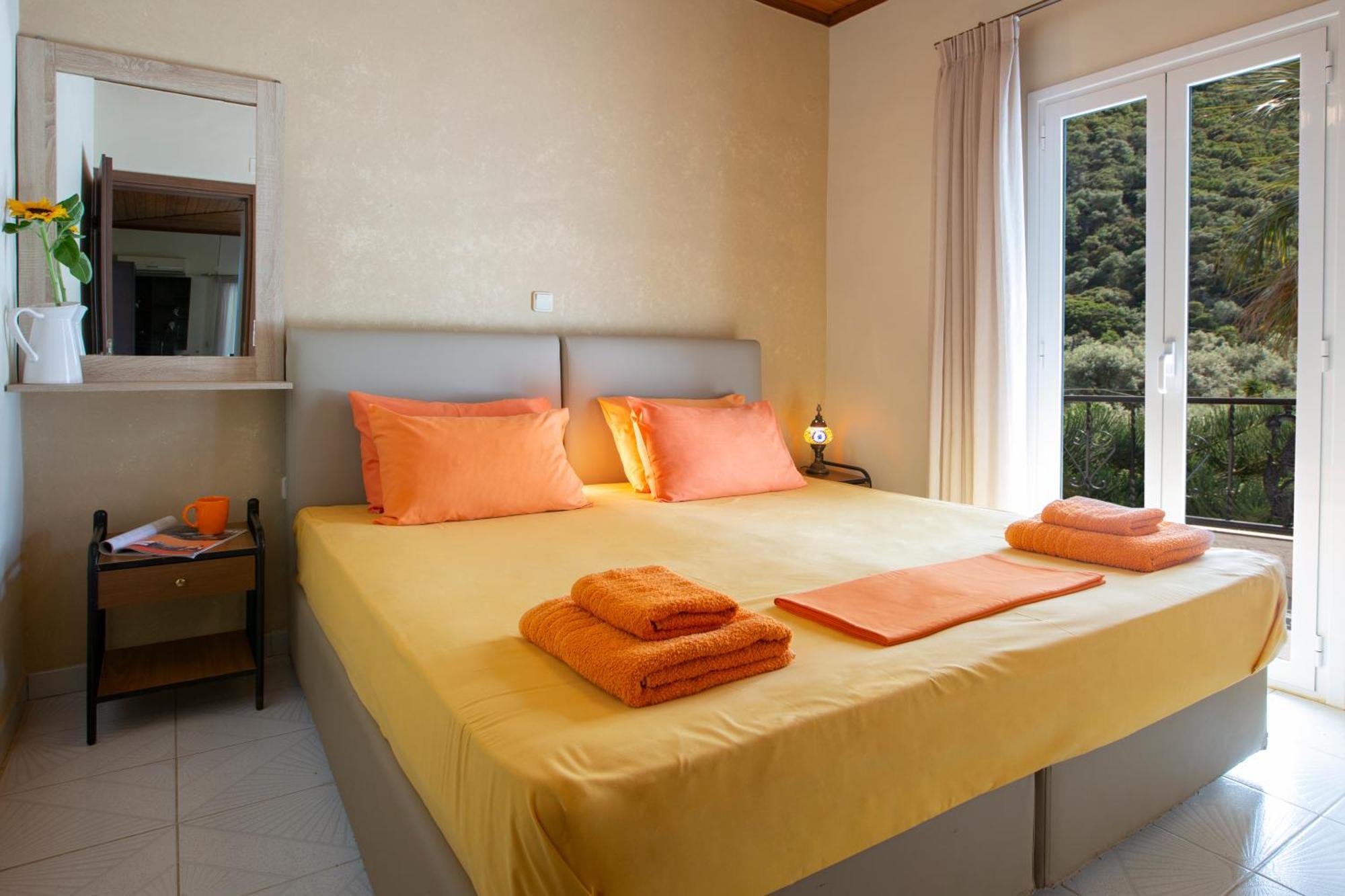 Villa Dimitris Apartments & Bungalows Frínion エクステリア 写真