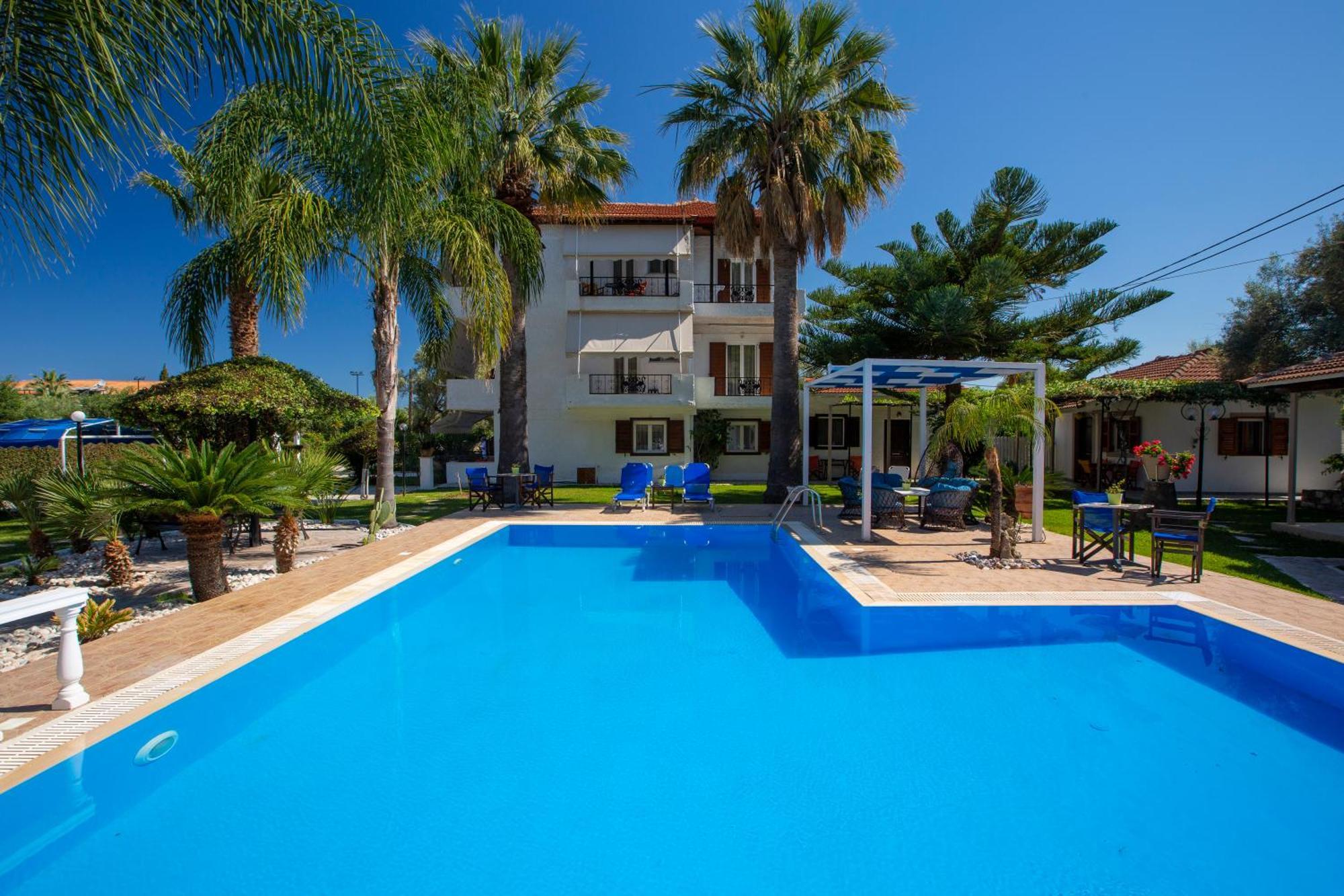 Villa Dimitris Apartments & Bungalows Frínion エクステリア 写真