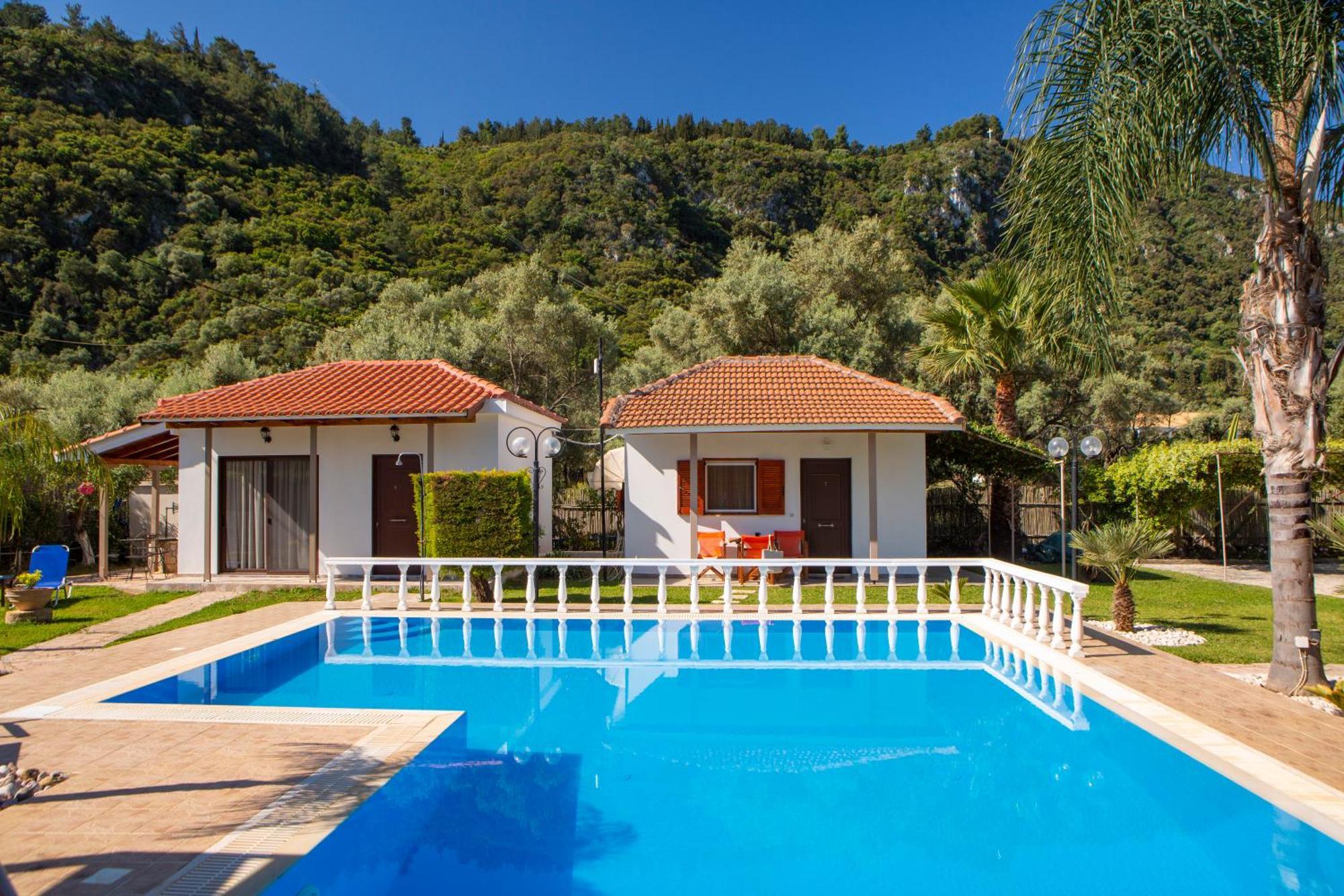 Villa Dimitris Apartments & Bungalows Frínion エクステリア 写真